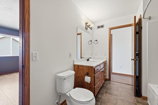 279 Kiso Avenue, Shakopee, MN 55379