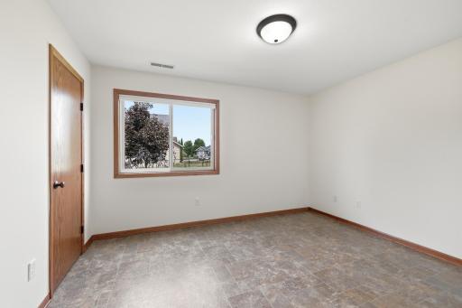 279 Kiso Avenue, Shakopee, MN 55379