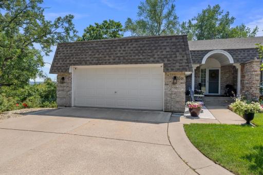 5501 Auto Club Road, Bloomington, MN 55437