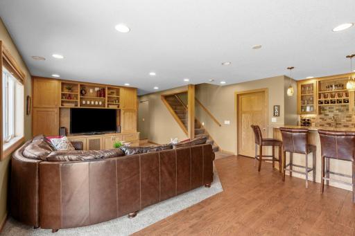 1126 Hudson Trail, Lino Lakes, MN 55038