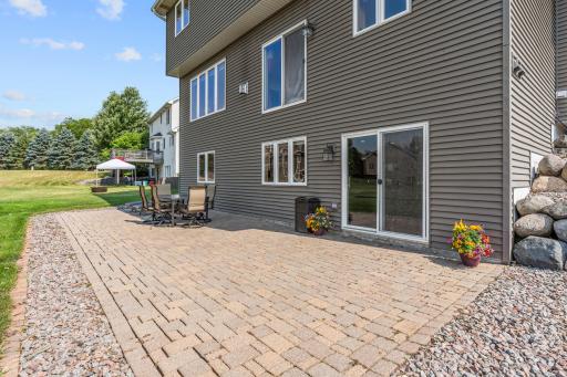 1126 Hudson Trail, Lino Lakes, MN 55038