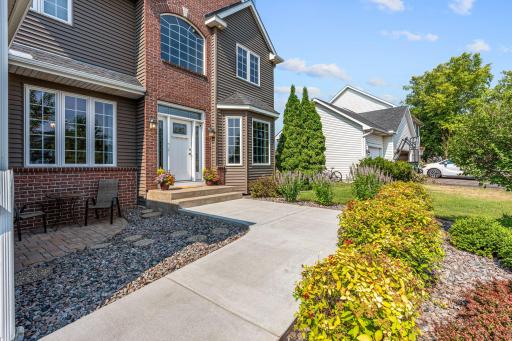1126 Hudson Trail, Lino Lakes, MN 55038