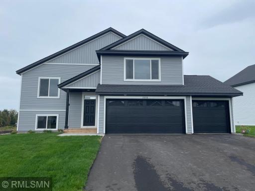19758 Ely Avenue N, Forest Lake, MN 55025