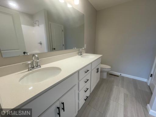 19758 Ely Avenue N, Forest Lake, MN 55025