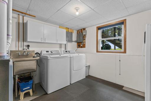 705 N Estates Avenue, Litchfield, MN 55355
