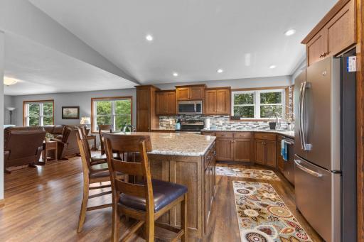 705 N Estates Avenue, Litchfield, MN 55355