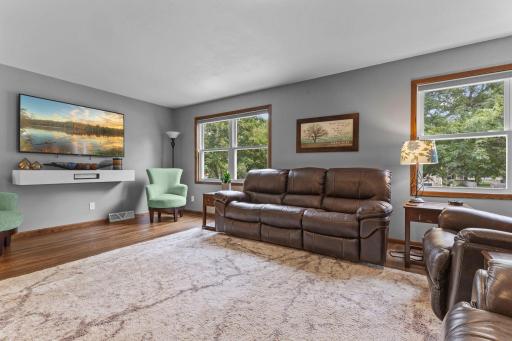 705 N Estates Avenue, Litchfield, MN 55355