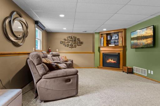 705 N Estates Avenue, Litchfield, MN 55355