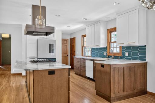 133 Craig Way NE, Fridley, MN 55432