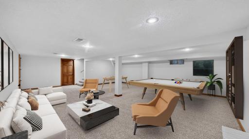 133 Craig Way NE, Fridley, MN 55432