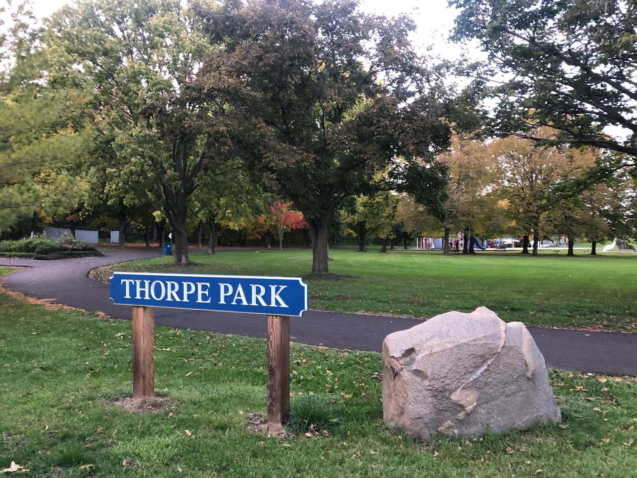 Thorpe Park 1 of 2.jpg