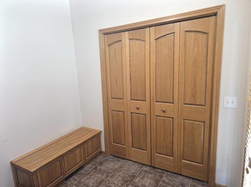 Large open tiled entry way welcomes you as you enter the home. Large closet has room for all your coats and shoes.