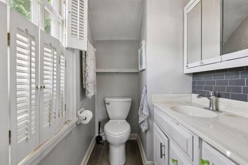 2nd bedroom adjacent 1/2 bath.