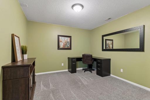 17308 Glencoe Avenue, Lakeville, MN 55044
