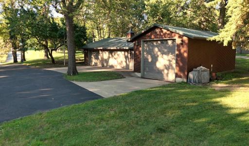 9881 N Shore Drive, Spicer, MN 56288