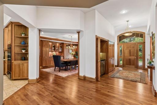 1959 Pine Ridge Drive, Saint Paul, MN 55118