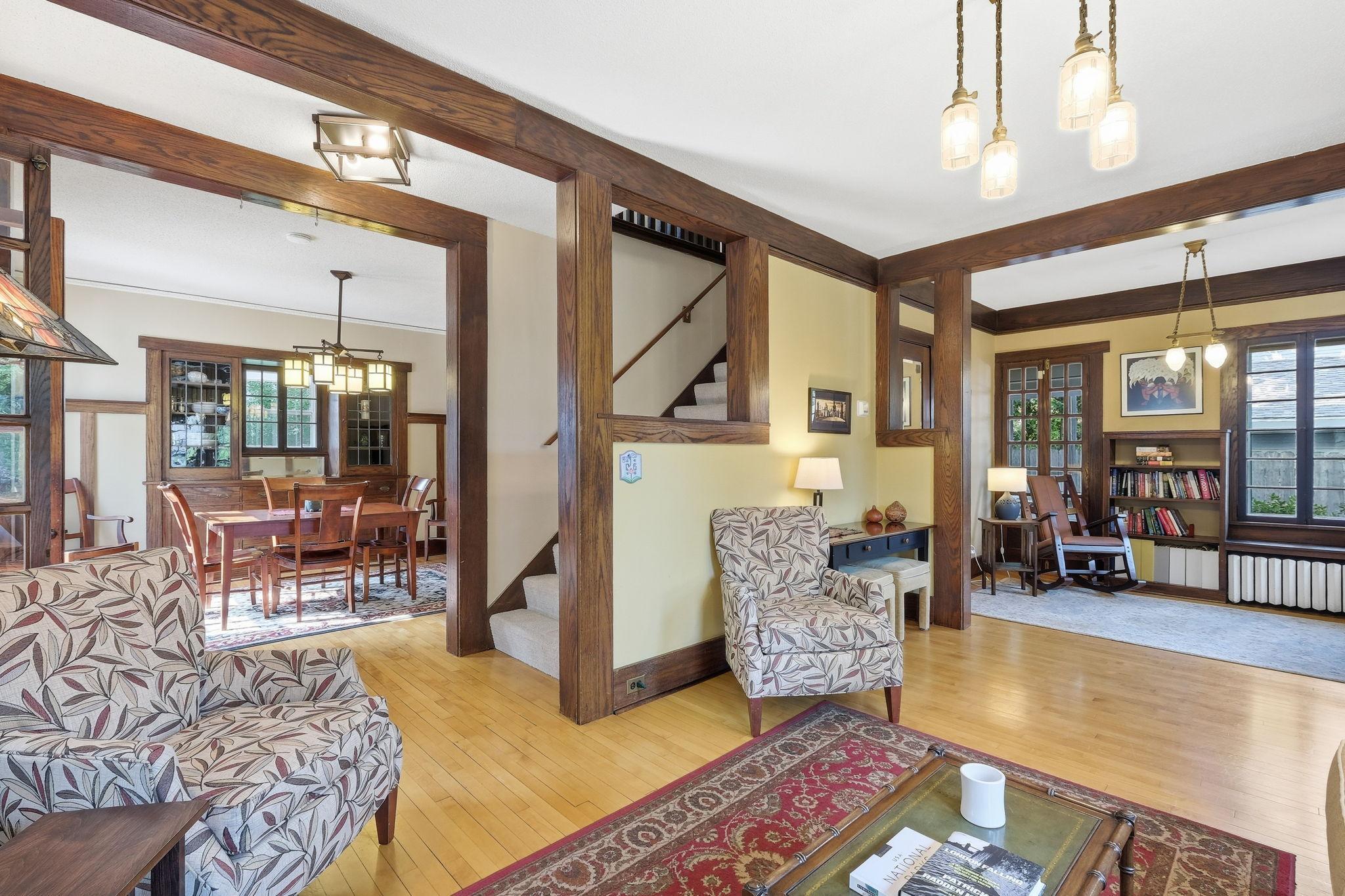 Fresh paint and beautifully maintained floors and woodwork is the theme thru out!