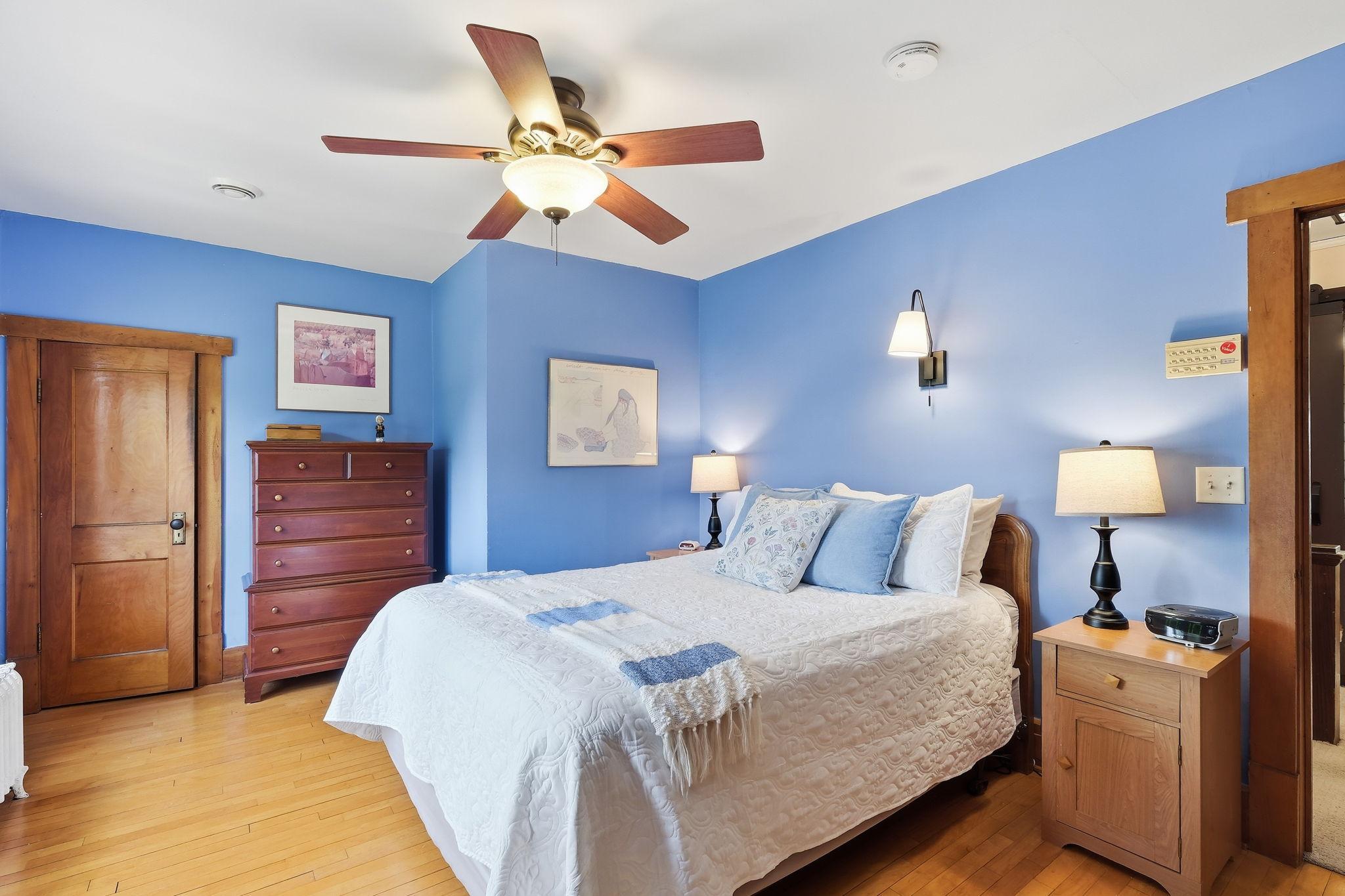 Large primary bedroom