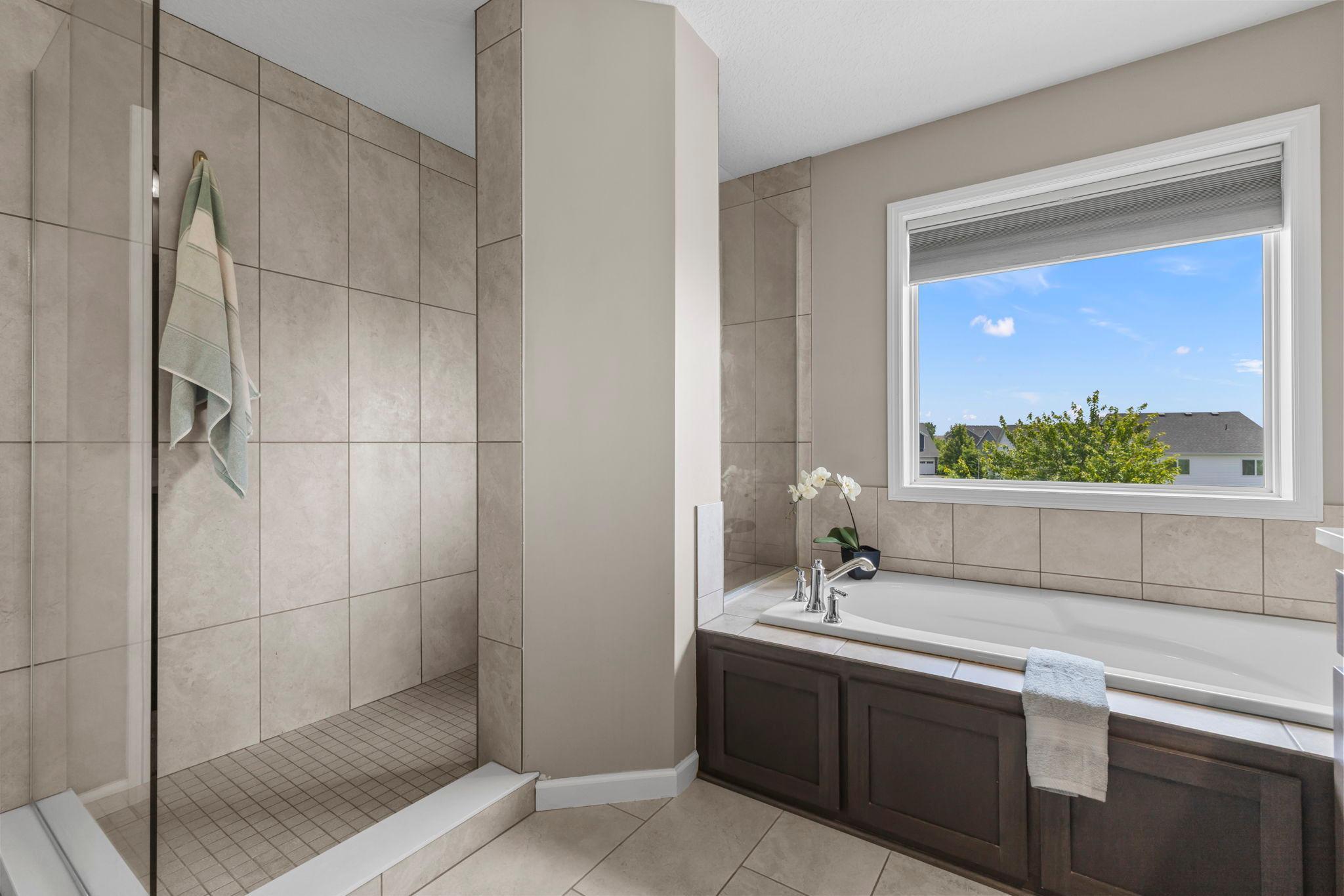 Separate shower and soaking tub in primary bath