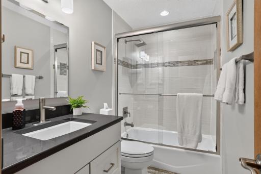 8412 Hiawatha Avenue, Eden Prairie, MN 55347