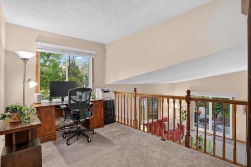 8412 Hiawatha Avenue, Eden Prairie, MN 55347