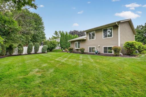8412 Hiawatha Avenue, Eden Prairie, MN 55347