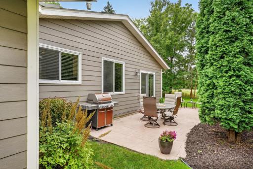 8412 Hiawatha Avenue, Eden Prairie, MN 55347