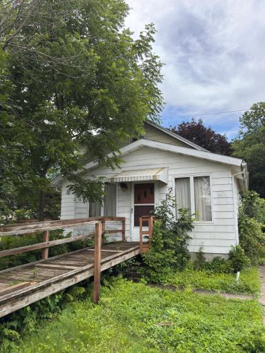 1557 Gilmore Avenue, Winona, MN 55987
