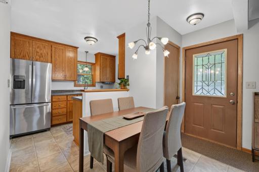 10_2093 sherwood ave_07282026_10.jpg
