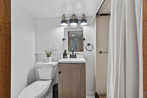 28_2093 sherwood ave_07282026_28.jpg