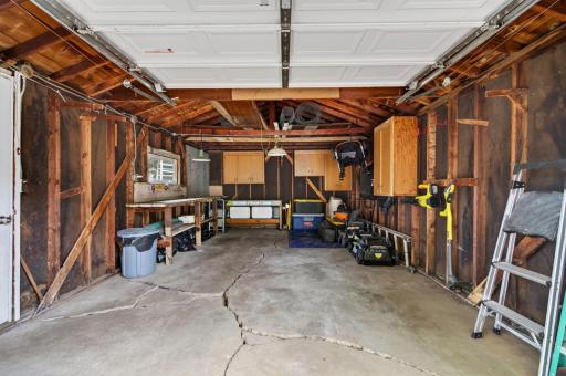 42_2093 sherwood ave_07282026_42.jpg