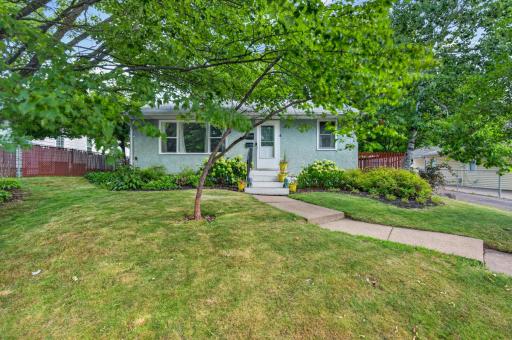 32_2093 sherwood ave_07282026_32.jpg