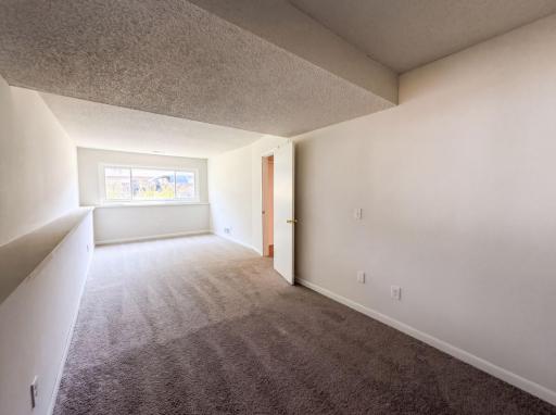 listing_15.jpg