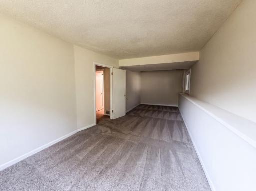 listing_13.jpg