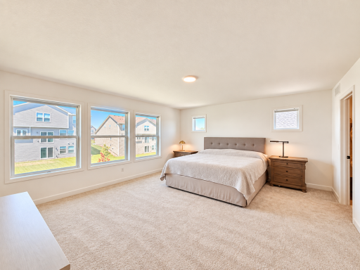 18112 Hounds Drive, Lakeville, MN 55044