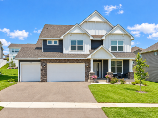 18112 Hounds Drive, Lakeville, MN 55044