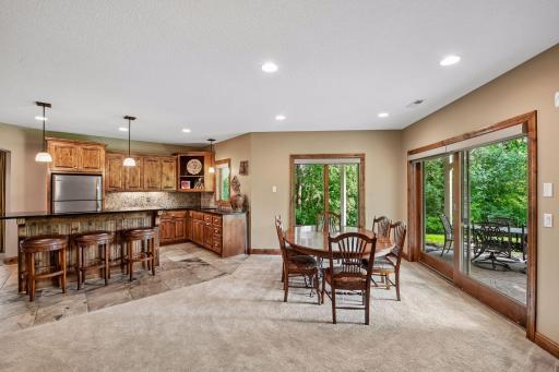 15700 55th Avenue N, Plymouth, MN 55441