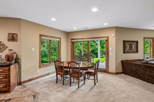 15700 55th Avenue N, Plymouth, MN 55441