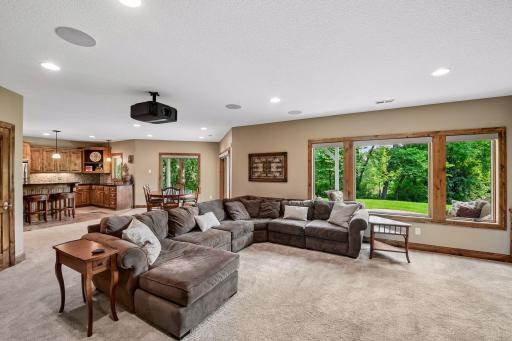 15700 55th Avenue N, Plymouth, MN 55441