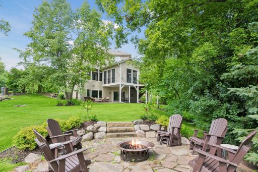 15700 55th Avenue N, Plymouth, MN 55441