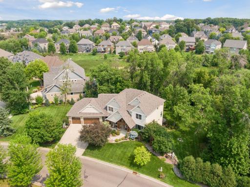 15700 55th Avenue N, Plymouth, MN 55441