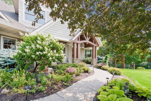 15700 55th Avenue N, Plymouth, MN 55441