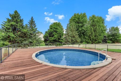 Gorgeous with brand new pool pump.