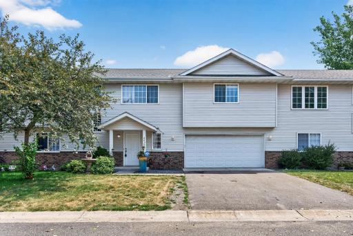 6417 207th Street N, Forest Lake, MN 55025