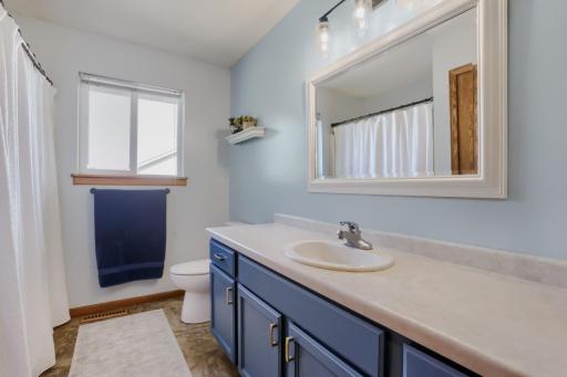 1209 Roberts Road, Buffalo, MN 55313
