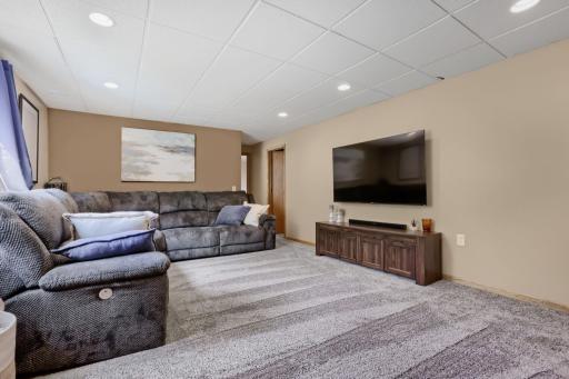 1209 Roberts Road, Buffalo, MN 55313