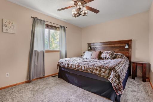 1209 Roberts Road, Buffalo, MN 55313