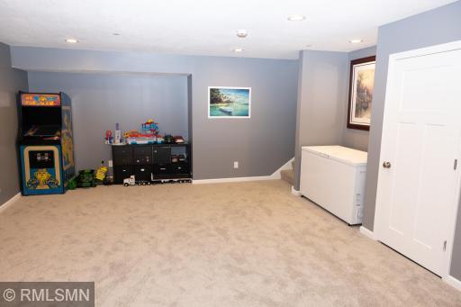 Basement BIg room-9.jpg