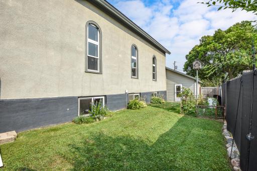 571 Business 23 W, Paynesville, MN 56362