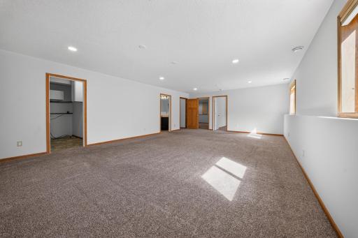 1088 161st Lane NW, Andover, MN 55304